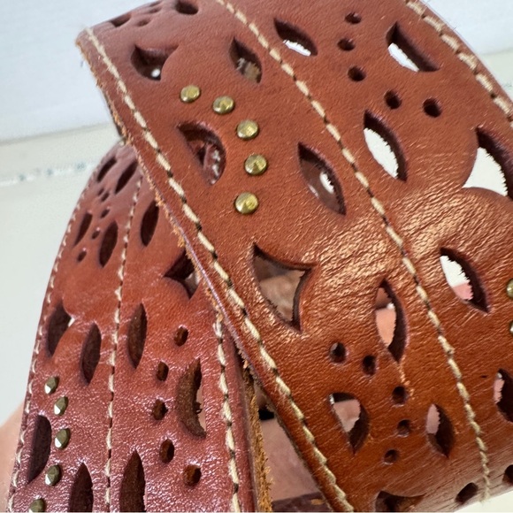 Eddie Bauer Women's Boho Western Brown Tan Genuine Leather Belt Size Medium - Picture 5 of 13